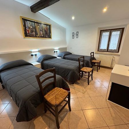 Hotel Duca Di Tromello ภายนอก รูปภาพ
